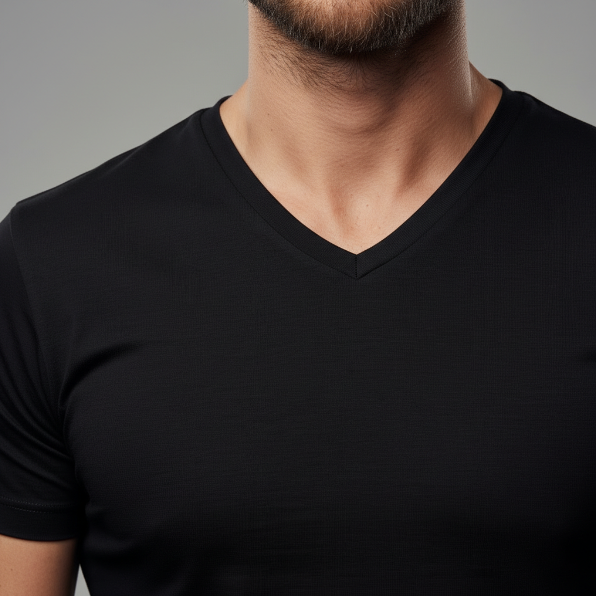 Core V-Neck Tee – Black